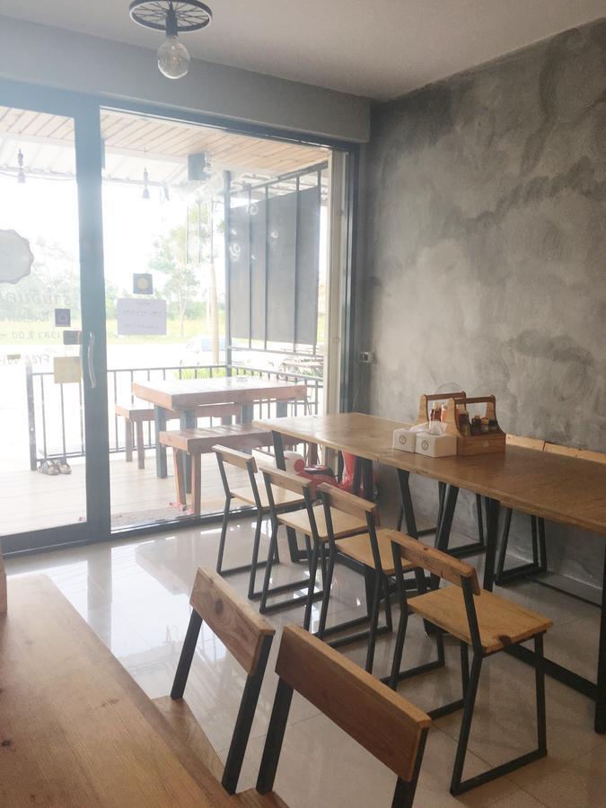 Innkhun House Urt Suratthani Airport Surat Thani Exterior foto
